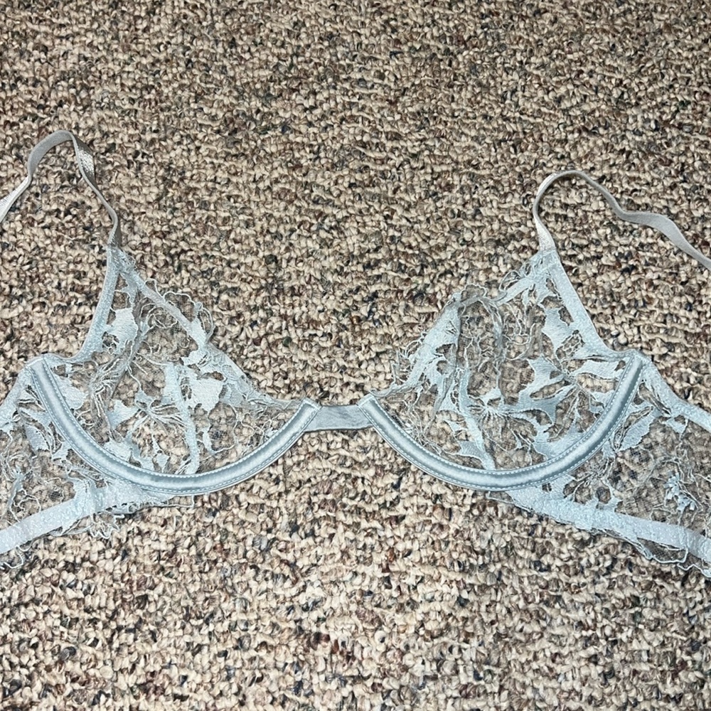 Women’s Lace Victorias Secret Bra